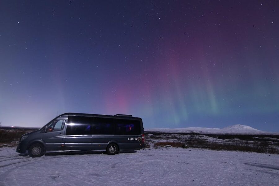 From Reykjavik: Northern Lights Tour with Hot Cocoa & Photos - Free photos are a serious benefit