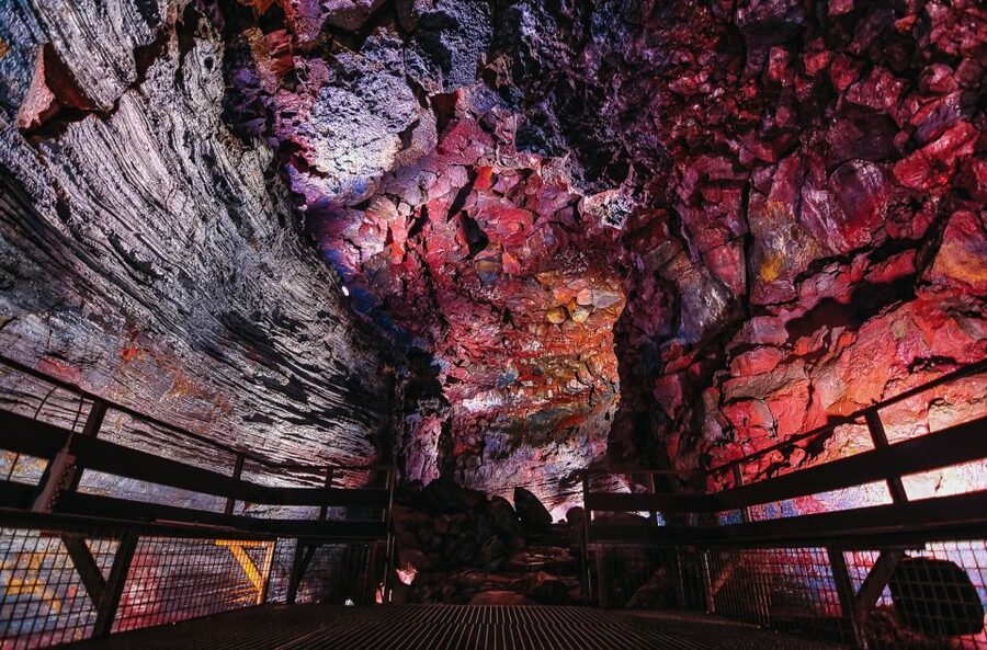 From Reykjavik: Raufarhólshellir Lava Tunnel by Bus - From BSI Bus Terminal to the lava tube