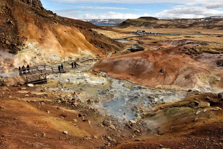 From Reykjavik: Reykjanes Geopark Tour & Airport Transfer - Pickup in Reykjavik and the ride south