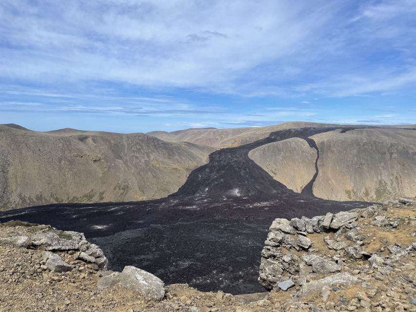 From Reykjavik: Reykjanes Geopark Tour and Sky Lagoon Visit - A full day from Reykjavik to Reykjanes