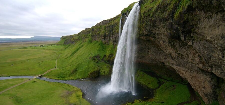 From Reykjavik: South Coast, Plane Wreck, & Beach ATV Tour - Practical packing advice for the beach and waterfalls
