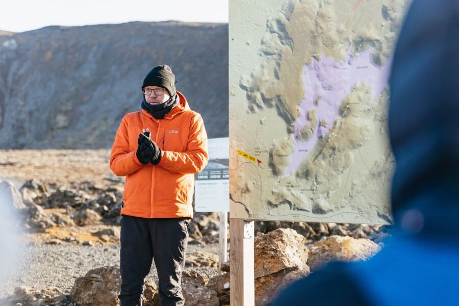From Reykjavík: Volcanoes and Blue Lagoon Day Trip - Seltún’s boiling mud and hot ground