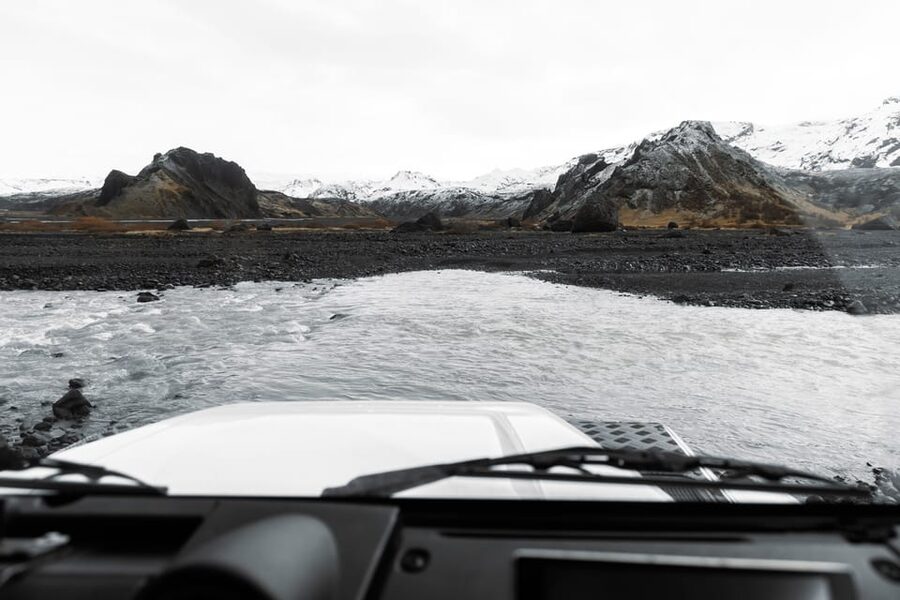 From Rvk: Private Day-Tour to Thorsmork with Mountain Hike - Food, stops, and what to pack