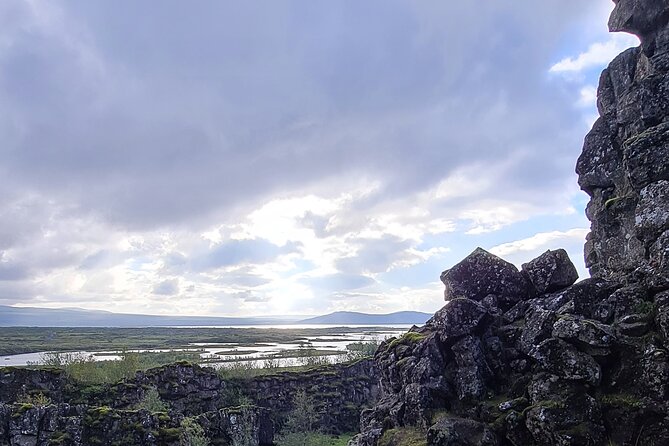Geological Golden-Circle Tour / Small group adventure - The guides and the science level