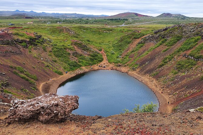 German-speaking Private Golden Circle Tour - Hveragerði: earthquakes beneath a shopping center
