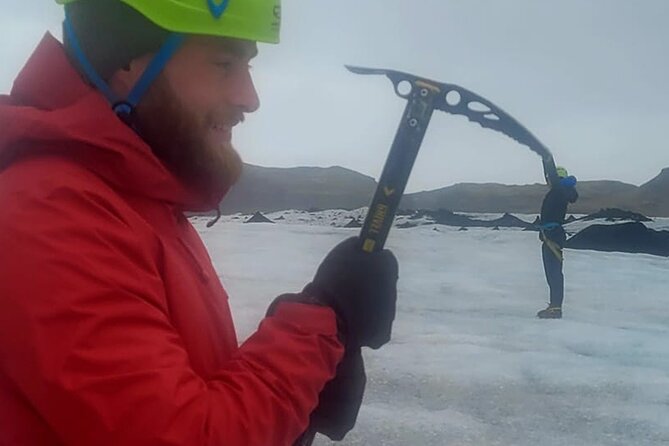 Glacier Hike Experience on Sólheimajökull - Meet on location - What the glacier walk itself is like