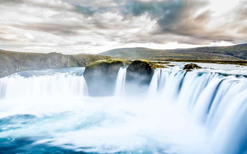 Godafoss Waterfall & Turf House Tour from Akureyri Port - Who should book this Goðafoss and Laufás tour?
