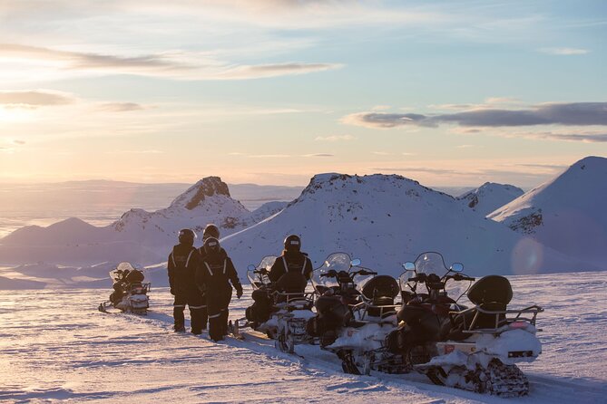 Golden Circle and Glacier Snowmobiling Day Trip from Reykjavik - What the one-hour snowmobile ride is really like