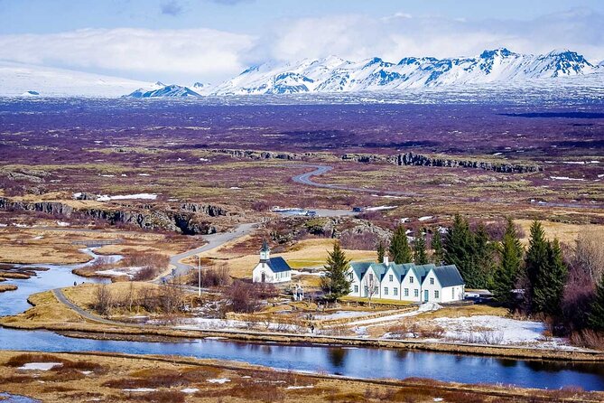 Golden Circle & Northern Lights Tour from Reykjavik - Geysir and Strokkur’s regular eruptions