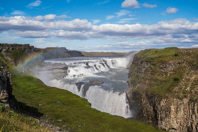 Golden Circle Premium Tour with Fridheimar Farm - Kerid Crater: a quick volcanic opening