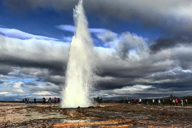 Golden Circle & Secret Lagoon & Friðheimar (lunch included) - PRIVATE TOUR - Why this Golden Circle day works so well