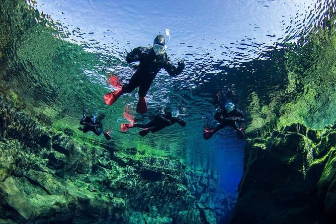 Golden Circle & Silfra Snorkeling Small-Group Supersaver Combo - Getting to Þingvellir from Reykjavik