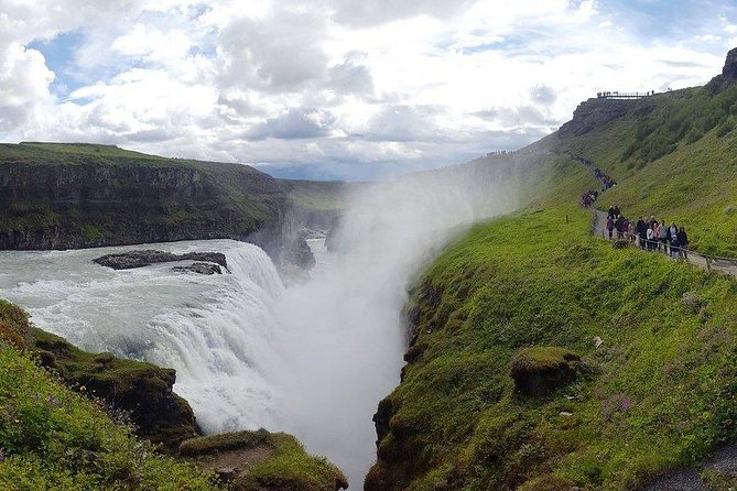 Golden Circle & South Coast. Private Day Tour - Thingvellir: where parliament and tectonic plates meet