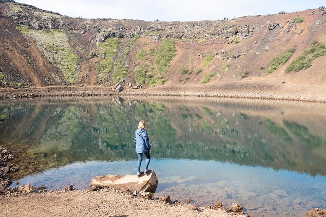 Golden Circle, Volcano Crater and Blue Lagoon Small-Group Tour - Kerið crater, a quick volcanic stop