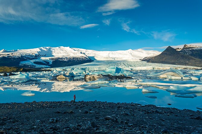Guided Glacier Lagoon and Diamond Beach Day Trip from Reykjavik - Boarding at BSÍ and settling into the long ride
