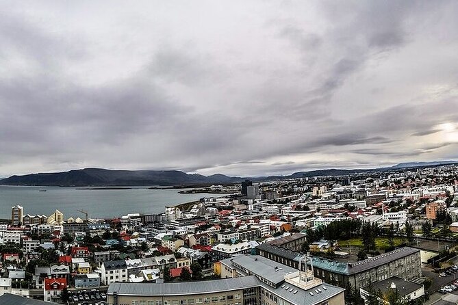 Helicopter Tour: Reykjavik City with landing at Mount Esja - A Small Aircraft Makes a Difference