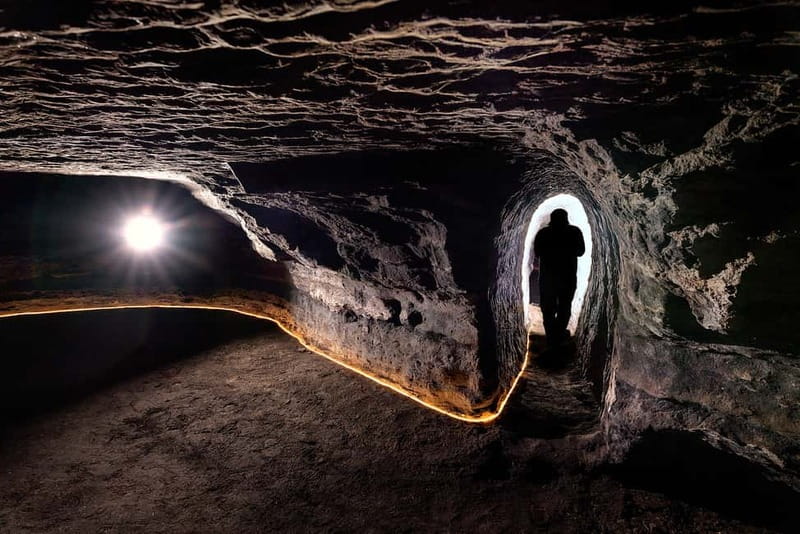 Hella: Guided Tour of Ancient Man-Made Caves - The short walk to the four caves
