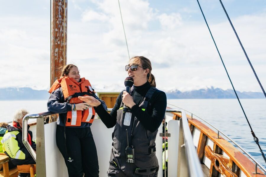 Húsavík: Whale Watching Tour with Guide - The first minutes out of Húsavík harbor