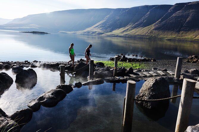 Hvammsvík Hot Spring with Return Transfers from Reykjavík - Who will enjoy this trip most?