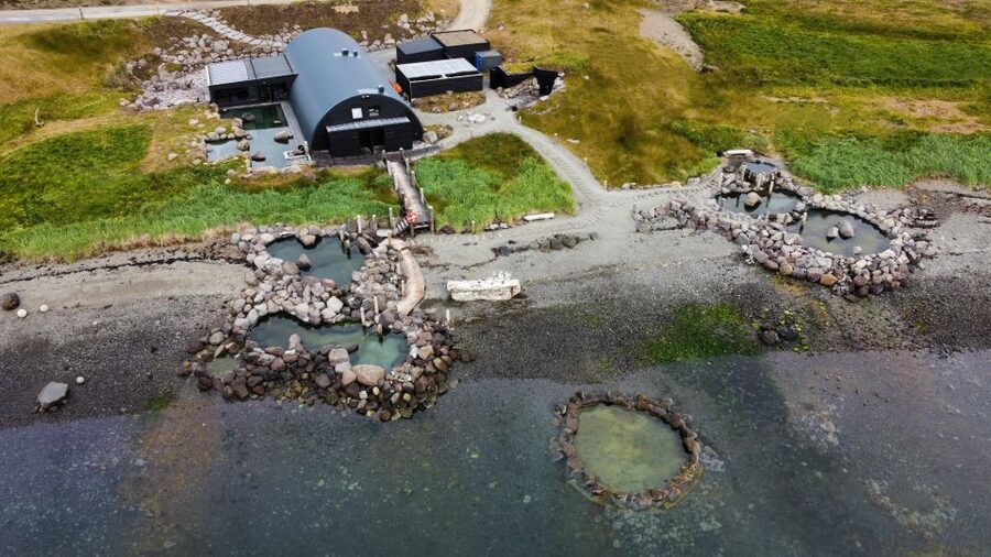 Hvammsvik Hot Springs: Admission Package - Cancellation and arrival basics