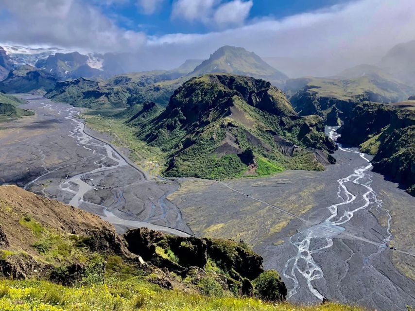 Hvolsvöllur: Private Thorsmork Guided Day Hike by Super Jeep - Gígjökull and the Story Written in Ice