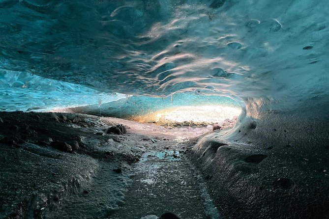 Ice Cave and Glacier Exploration Tour of Vatnajökull from Jökulsárlón - Timing your day around the 10 a.m. start