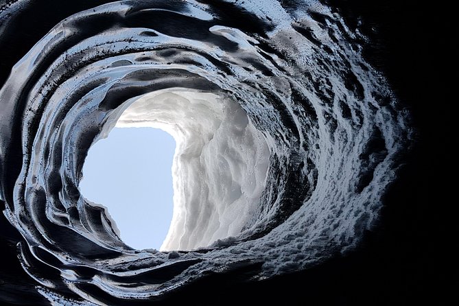 Ice Cave at Katla Volcano - Getting to Vík and avoiding a bad start