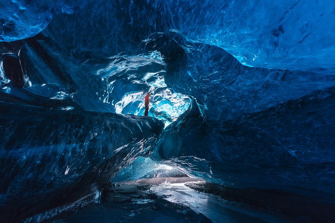 Ice Cave Tour in the National Park of Vatnajökull - Guides make a real difference