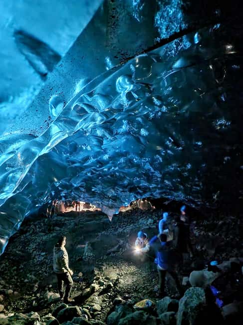 Ice Cave Tour: Venture into the Largest Glacier in Europe - What the changing ice means for your photos