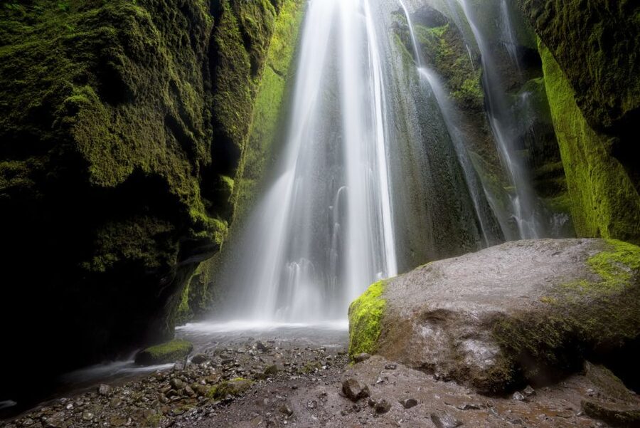 Iceland: 3-Day Golden Circle, South Coast, & Glacier Tour - Reynisfjara, black sand, and a serious ocean