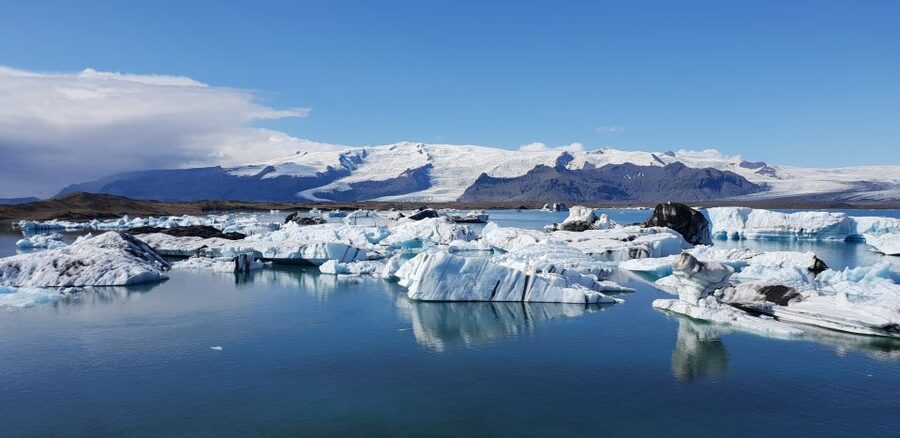 Iceland: 3-Day Golden Circle, South Coast, & Glacier Tour - Jökulsárlón and Diamond Beach are the payoff