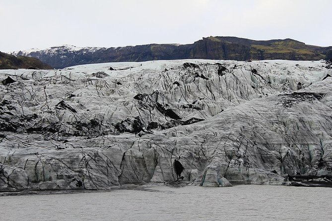 Iceland Complete: Around Iceland in 10 Days - Day 9: A volcanic crater and lava-fed waterfalls
