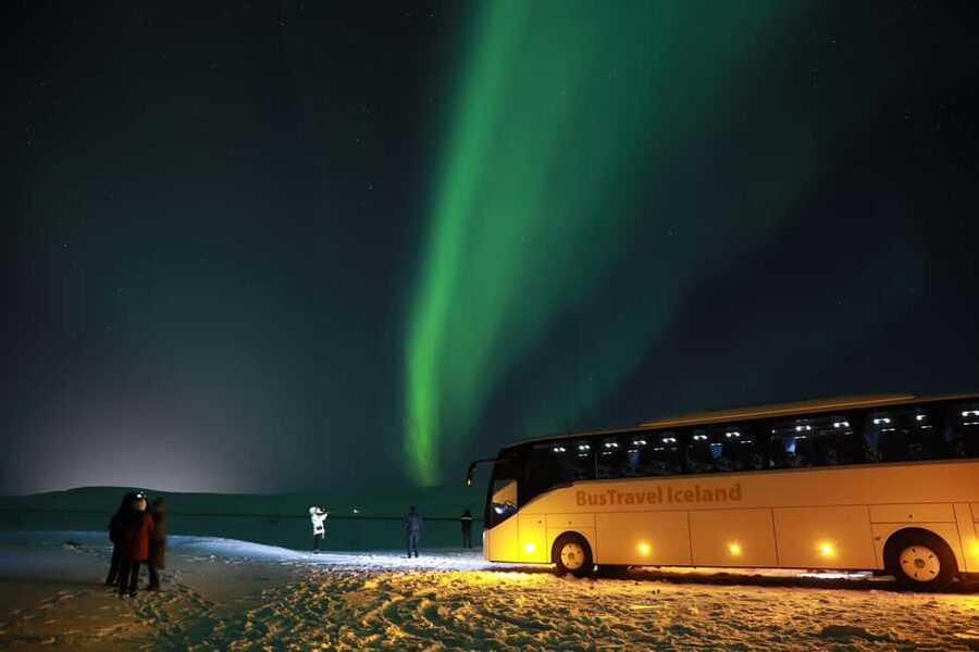 Iceland: Northern Lights Bus Tour from Reykjavik - Why the moving route matters