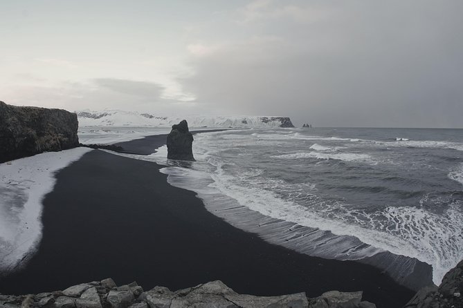 Iceland's south coast G spots - Dyrholaey: cliffs, glaciers, and summer puffins