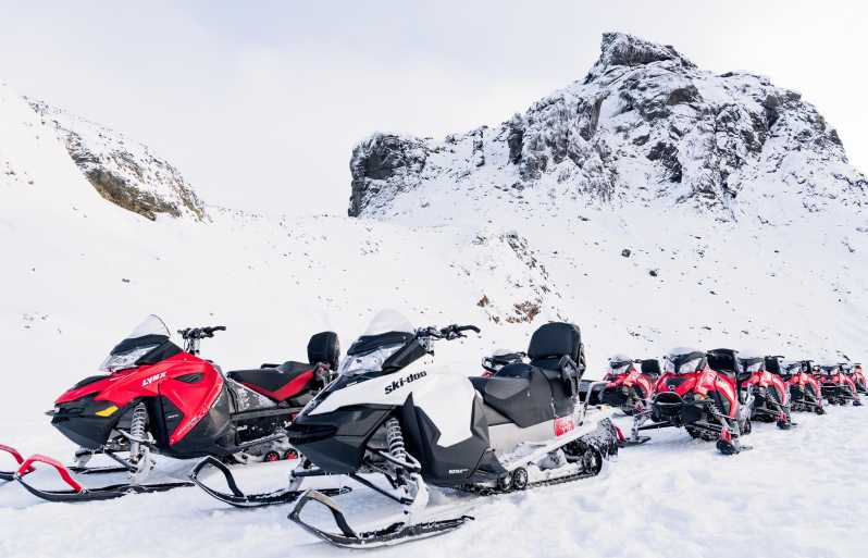 Into the Glacier: Snowmobile + Langjökull Ice Tunnel Combo - Pairing up for the 40-minute snowmobile ride