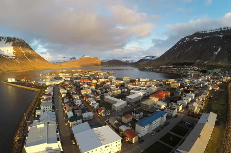 Isafjordur: Dynjandi Waterfall Guided Tour - What the guide adds to the Westfjords