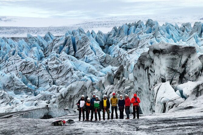 Jökulsárlón: Blue Ice Cave and a Long Glacier Hike - Inside the 200-meter blue ice cave