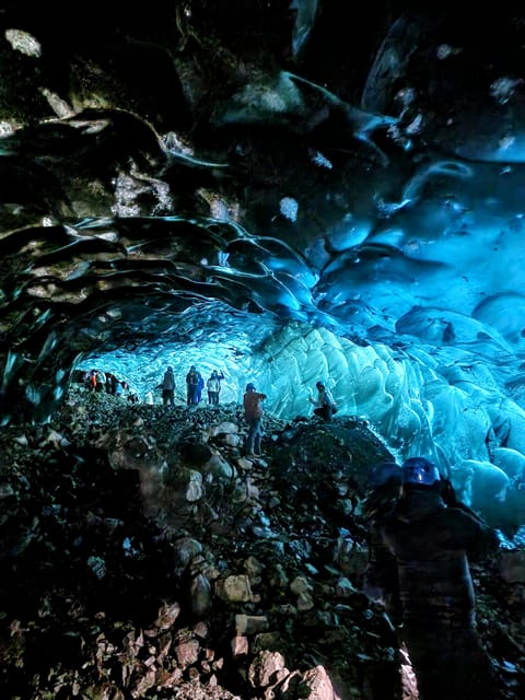 Jökulsárlón: Blue Ice Cave Tour and Glacier Walk - Why the small group changes the experience