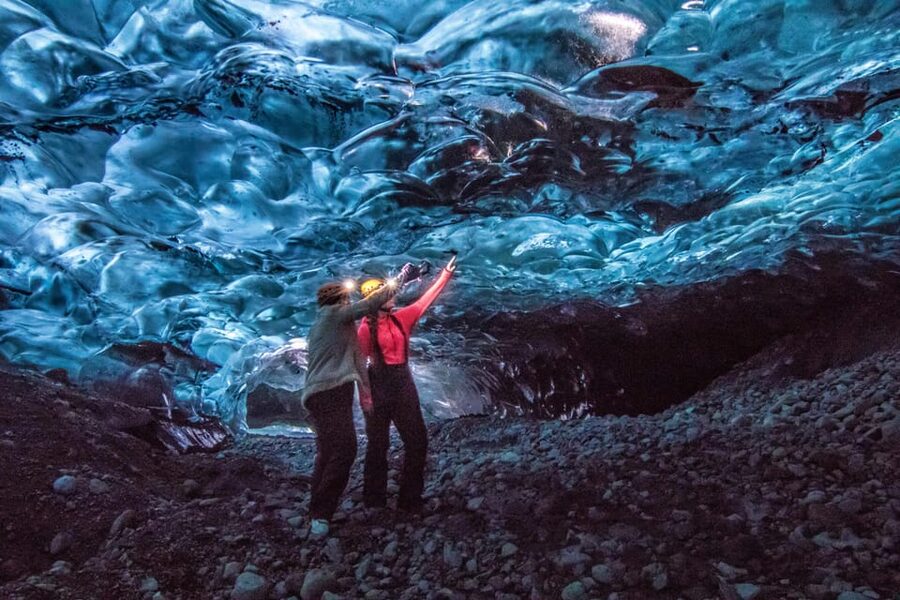 Jökulsárlón: Crystal Ice Cave Super Jeep Tour - Inside the changing blue ice