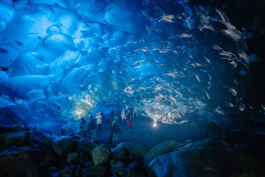Jökulsárlón: Crystal Ice Cave Super Jeep Tour - Guides make the difference