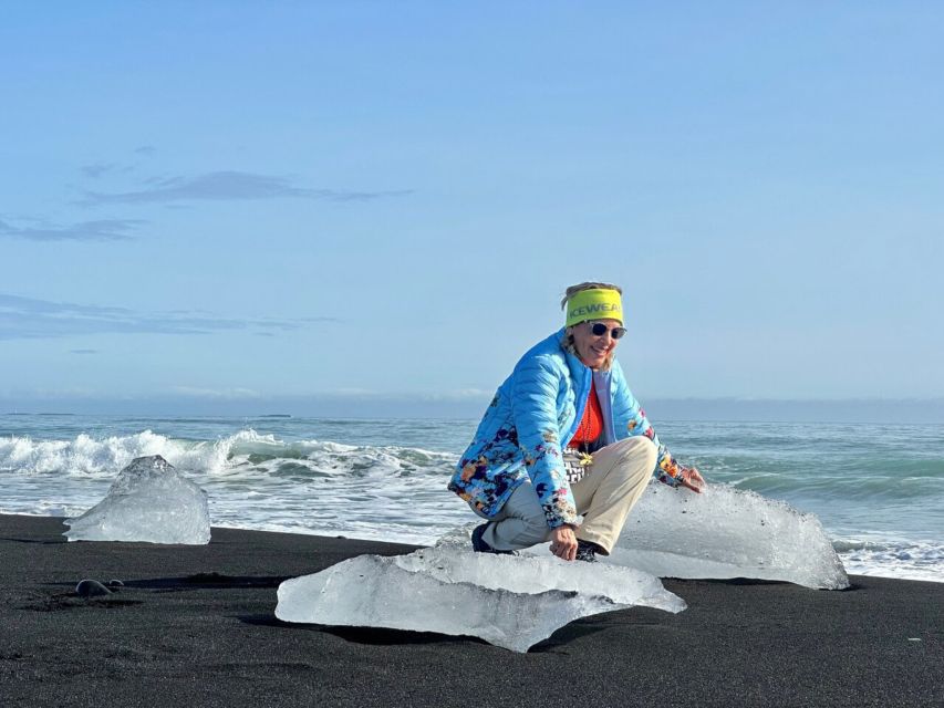 Jökulsárlón Floating Glacier & Diamond Beach Day Tour - The one-hour boat cruise