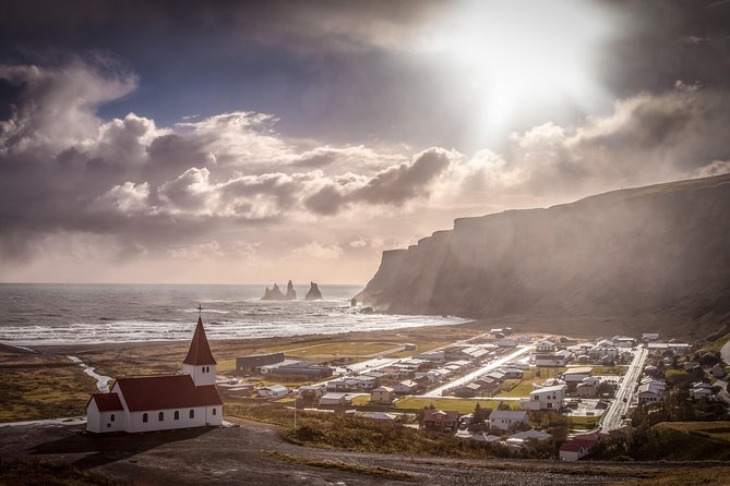 Jökulsárlón Glacier Lagoon and the South Coast Private Tour from Reykjavik - Jökulsárlón is the reason to accept the long ride