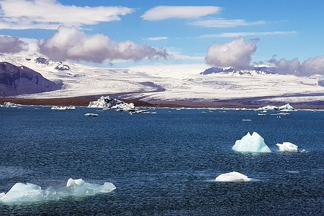 Jökulsarlón Glacier Lagoon Tour - Who should book this road day?