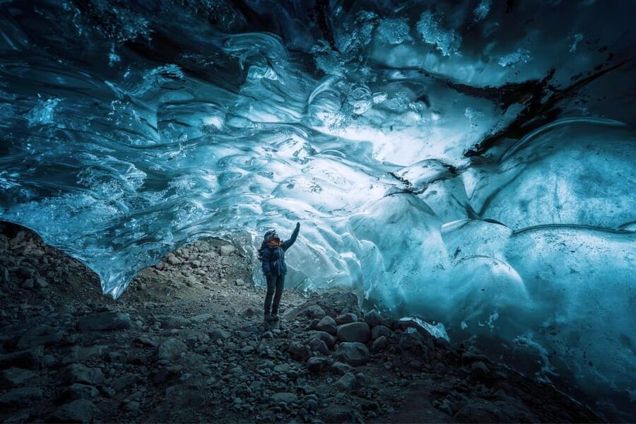Jökulsárlón: The Original Ice Cave Tour on Vatnajökull - Meeting at Jökulsárlón Glacier Lagoon