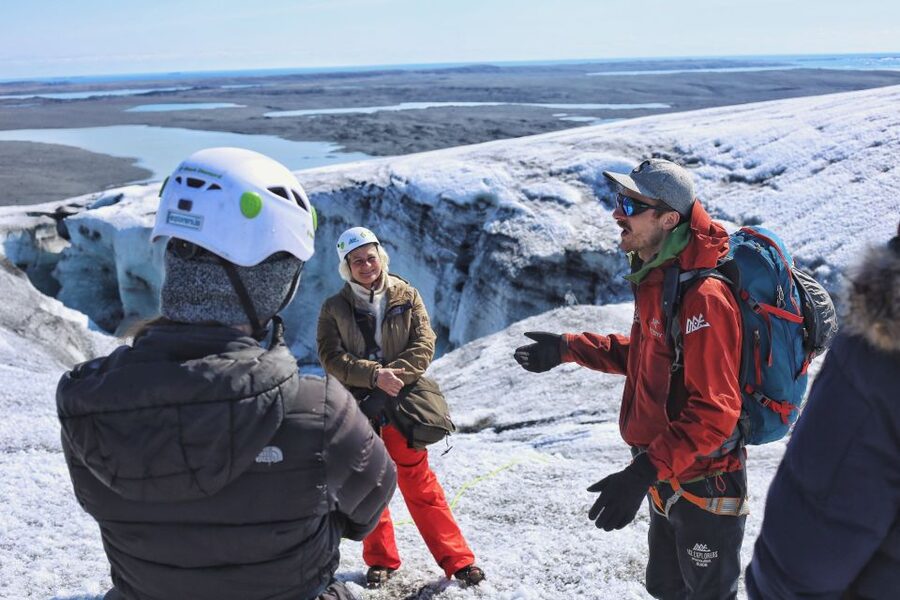 Jökulsárlón: Vatnajökull Glacier Guided Hiking Tour - Meeting beside Jökulsárlón Glacier Lagoon