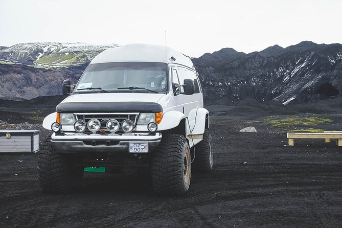 Katla Volcano Ice Cave - Super Jeep Tour from Vik - Walking across Mýrdalsjökull