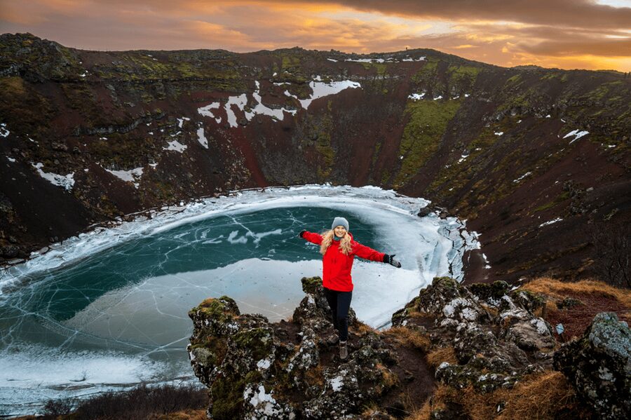 Kerið Volcanic Crater Admission Ticket - Walking down toward the mineral-colored lake