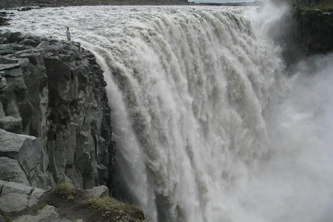 Lake Mývatn and Powerful Dettifoss Day Tour from Akureyri - Dimmuborgir’s lava formations