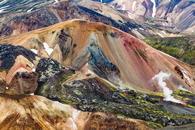 Landmannalaugar 4x4 Tour - Private - The 4x4 journey to the volcanic interior