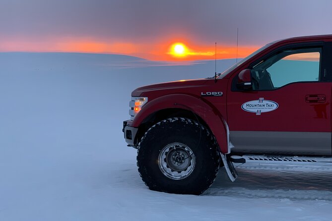 Landmannalaugar and Hekla Volcano / guided private tour - Ljótipollur crater lake and the value of a short stop